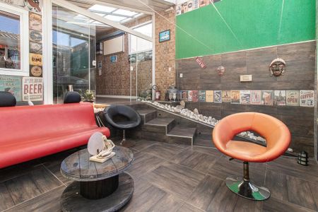 Casa para alugar com 200m², 4 quartos e 2 vagasÁrea comum