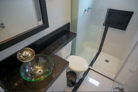 Apartamento para alugar com 49m², 2 quartos e 1 vaga Apartamento para alugar com 49m², 2 quartos e 1 vagaBanheiro