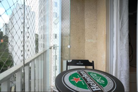 Varanda de apartamento para alugar com 2 quartos, 49m² em Jardim Celeste, São Paulo