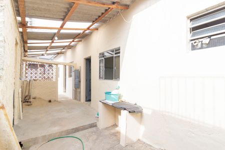 Casa para alugar com 280m², 2 quartos e 3 vagasQuintal