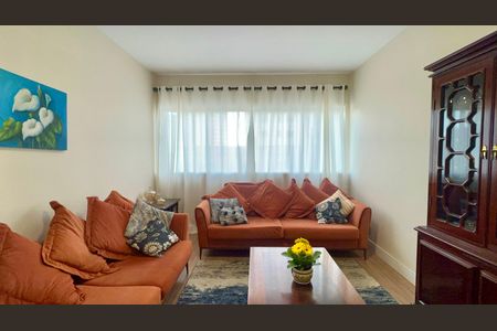 Apartamento para alugar com 121m², 2 quartos e 1 vaga Apartamento para alugar com 121m², 2 quartos e 1 vagaSala