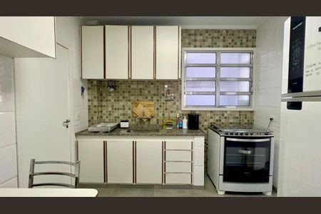 Apartamento para alugar com 121m², 2 quartos e 1 vaga Apartamento para alugar com 121m², 2 quartos e 1 vagaCozinha