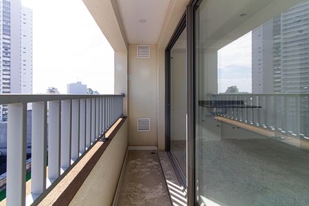 Varanda de kitnet/studio à venda com 1 quarto, 27m² em Vila Romana, São Paulo