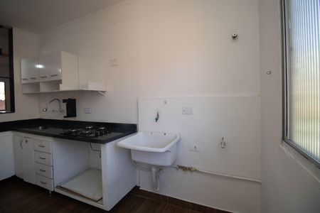 Apartamento para alugar com 54m², 2 quartos e 1 vaga Apartamento para alugar com 54m², 2 quartos e 1 vagaCozinha - Armários / Área de Serviço
