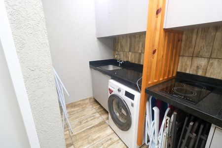 Apartamento à venda com 106m², 2 quartos e 1 vaga Apartamento à venda com 106m², 2 quartos e 1 vagaÁrea de Serviço