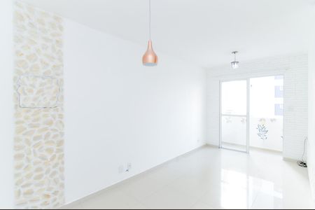 Sala de apartamento para alugar com 2 quartos, 70m² em Picanço, Guarulhos