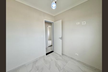 Quarto 3 de apartamento para alugar com 3 quartos, 55m² em Parque da Fonte, São José dos Pinhais