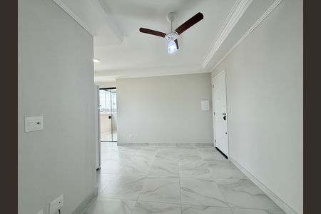 Apartamento para alugar com 55m², 3 quartos e 2 vagas Apartamento para alugar com 55m², 3 quartos e 2 vagasSala e Cozinha