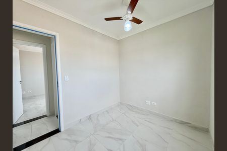 Quarto 1 de apartamento para alugar com 3 quartos, 55m² em Parque da Fonte, São José dos Pinhais