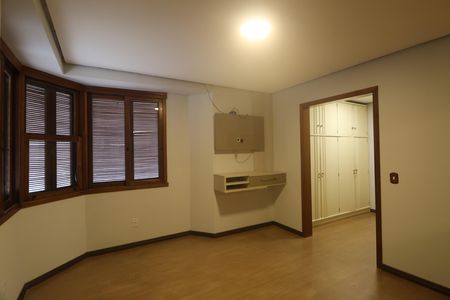 Apartamento para alugar com 166m², 3 quartos e 2 vagasSuite