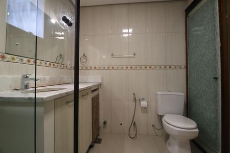 Apartamento para alugar com 166m², 3 quartos e 2 vagasBanheiro da Suíte
