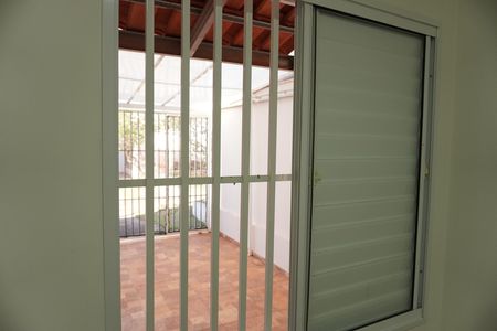 Casa de condomínio para alugar com 65m², 3 quartos e 3 vagasQuarto 2 - Janela