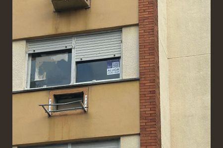 Placa  de apartamento para alugar com 3 quartos, 110m² em Centro, Canoas