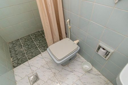 Casa para alugar com 70m², 2 quartos e sem vaga Casa para alugar com 70m², 2 quartos e sem vagaBanheiro