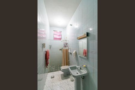 Casa para alugar com 70m², 2 quartos e sem vaga Casa para alugar com 70m², 2 quartos e sem vagaBanheiro