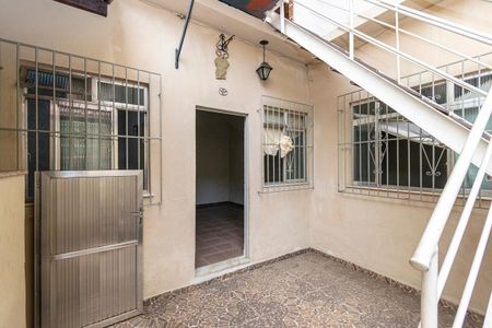 Casa para alugar com 70m², 2 quartos e sem vaga Casa para alugar com 70m², 2 quartos e sem vagaVaranda