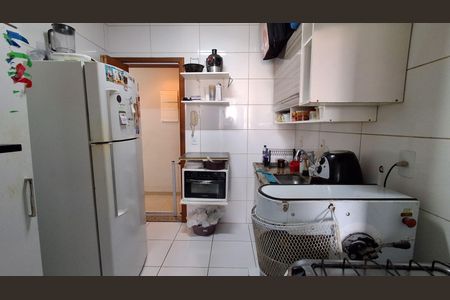 Apartamento à venda com 66m², 2 quartos e 1 vagaCozinha 