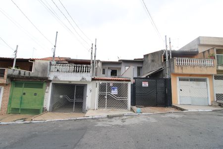 Fachada de casa à venda com 2 quartos, 83m² em Vila Jacuí, São Paulo