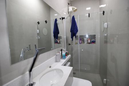 Banheiro de casa à venda com 2 quartos, 83m² em Vila Jacuí, São Paulo
