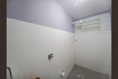 Casa de condomínio para alugar com 70m², 2 quartos e sem vagaBanheiro