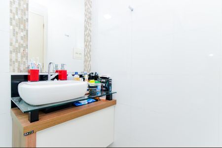 Apartamento à venda com 96m², 3 quartos e 2 vagasBanheiro do Quarto 2