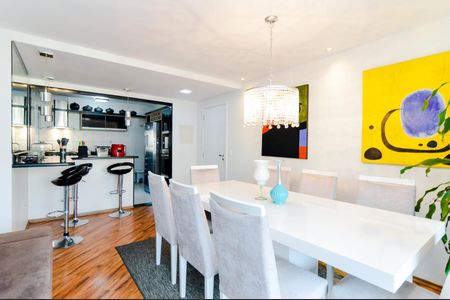 Apartamento à venda com 96m², 3 quartos e 2 vagasSala