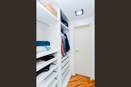 Apartamento à venda com 96m², 3 quartos e 2 vagasCloset do quarto 2