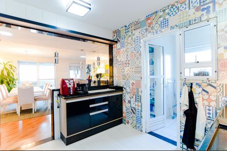 Apartamento à venda com 96m², 3 quartos e 2 vagasCozinha