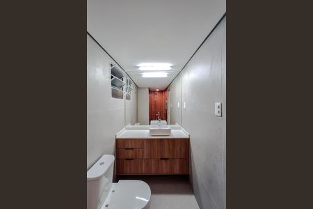 Apartamento à venda com 100m², 3 quartos e 1 vagaBanheiro da Suíte
