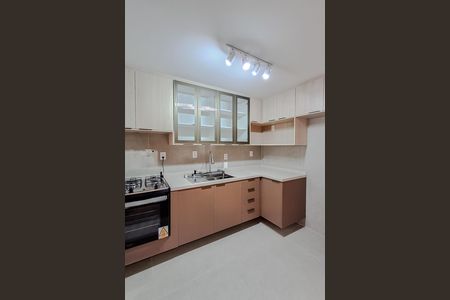 Apartamento à venda com 100m², 3 quartos e 1 vagaCozinha