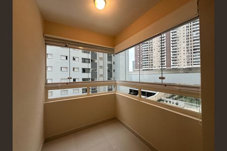 Varanda da Sala de apartamento para alugar com 2 quartos, 72m² em Tamboré, Barueri