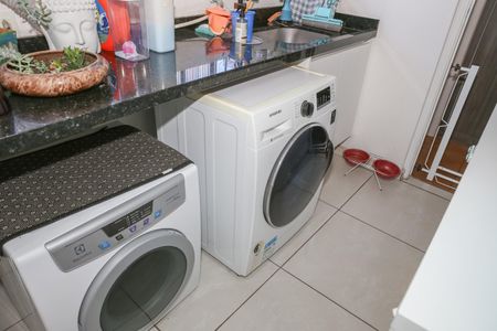Apartamento para alugar com 136m², 3 quartos e 2 vagas Apartamento para alugar com 136m², 3 quartos e 2 vagasÁrea de Serviço