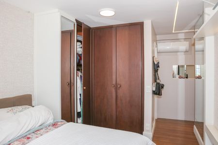 Apartamento para alugar com 136m², 3 quartos e 2 vagas Apartamento para alugar com 136m², 3 quartos e 2 vagasSuíte