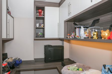 Apartamento para alugar com 136m², 3 quartos e 2 vagas Apartamento para alugar com 136m², 3 quartos e 2 vagasEscritório