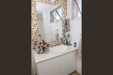 Apartamento para alugar com 136m², 3 quartos e 2 vagas Apartamento para alugar com 136m², 3 quartos e 2 vagasBanheiro da Suíte