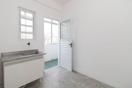 Apartamento para alugar com 57m², 2 quartos e sem vaga Apartamento para alugar com 57m², 2 quartos e sem vagaCozinha e Área de Serviço