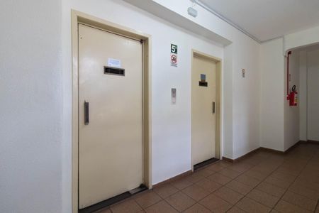 Apartamento para alugar com 57m², 2 quartos e sem vaga Apartamento para alugar com 57m², 2 quartos e sem vagaElevador