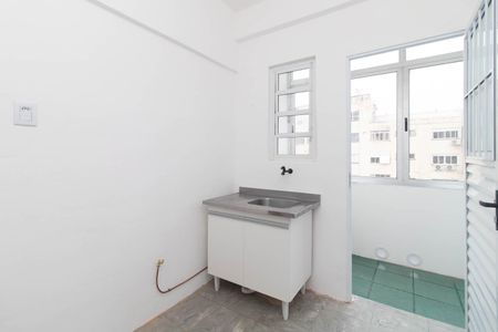 Apartamento para alugar com 57m², 2 quartos e sem vaga Apartamento para alugar com 57m², 2 quartos e sem vagaCozinha e Área de Serviço