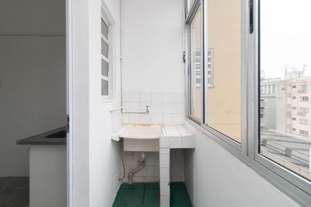 Apartamento para alugar com 57m², 2 quartos e sem vaga Apartamento para alugar com 57m², 2 quartos e sem vagaCozinha e Área de Serviço