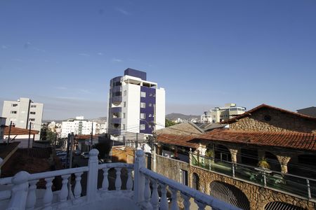 Área comum de apartamento para alugar com 2 quartos, 56m² em Sagrada Família, Belo Horizonte