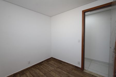 Casa para alugar com 56m², 2 quartos e sem vagaQuarto 2