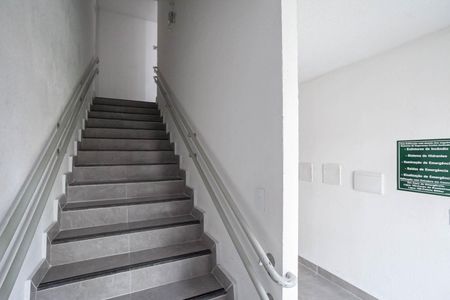 Apartamento à venda com 45m², 2 quartos e 1 vaga Apartamento à venda com 45m², 2 quartos e 1 vagaEntrada