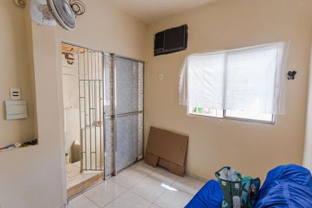 Sala de casa para alugar com 2 quartos, 300m² em São Lucas, Belo Horizonte