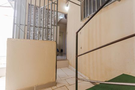 Entrada de casa para alugar com 2 quartos, 300m² em São Lucas, Belo Horizonte
