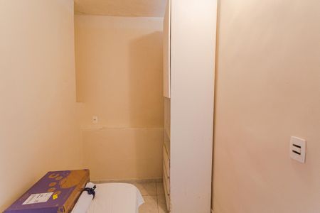 Casa para alugar com 300m², 2 quartos e sem vaga Casa para alugar com 300m², 2 quartos e sem vagaQuarto