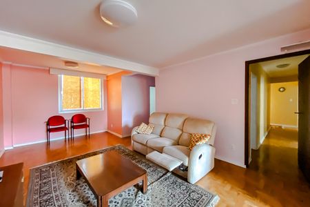 Apartamento à venda com 176m², 3 quartos e 1 vaga Apartamento à venda com 176m², 3 quartos e 1 vagaSala