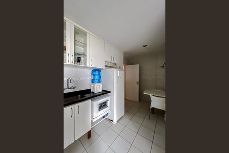 Apartamento à venda com 176m², 3 quartos e 1 vaga Apartamento à venda com 176m², 3 quartos e 1 vagaCozinha