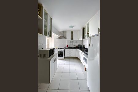Apartamento à venda com 176m², 3 quartos e 1 vaga Apartamento à venda com 176m², 3 quartos e 1 vagaCozinha