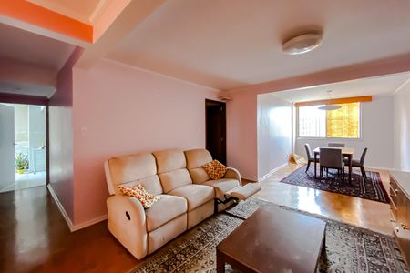 Apartamento à venda com 176m², 3 quartos e 1 vaga Apartamento à venda com 176m², 3 quartos e 1 vagaSala