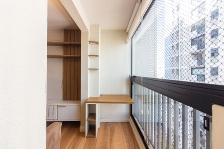 Varanda da Sala de apartamento para alugar com 2 quartos, 48m² em Centro, Osasco